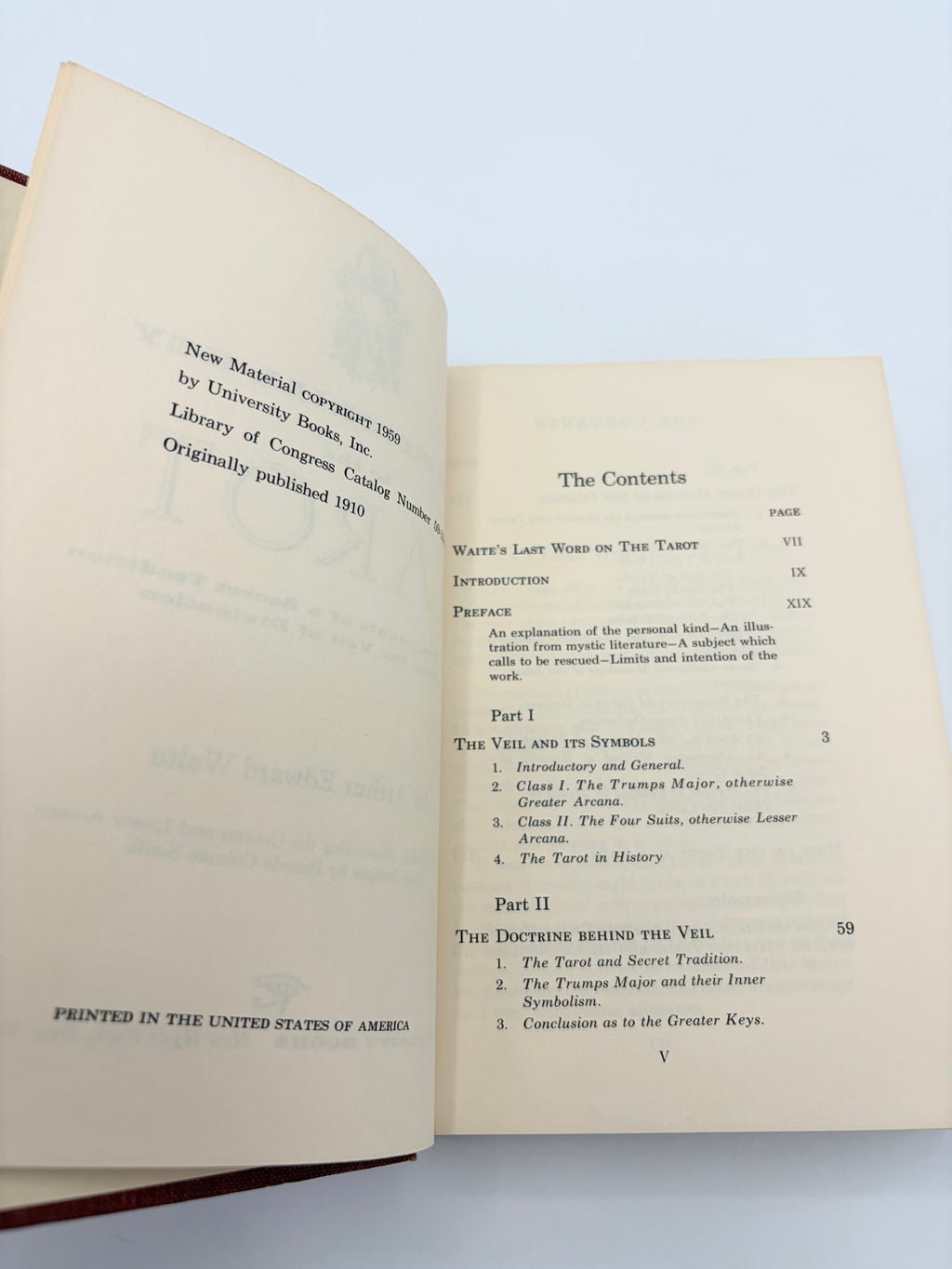 The Pictorial Key to the Tarot by Arthur Edward Waite