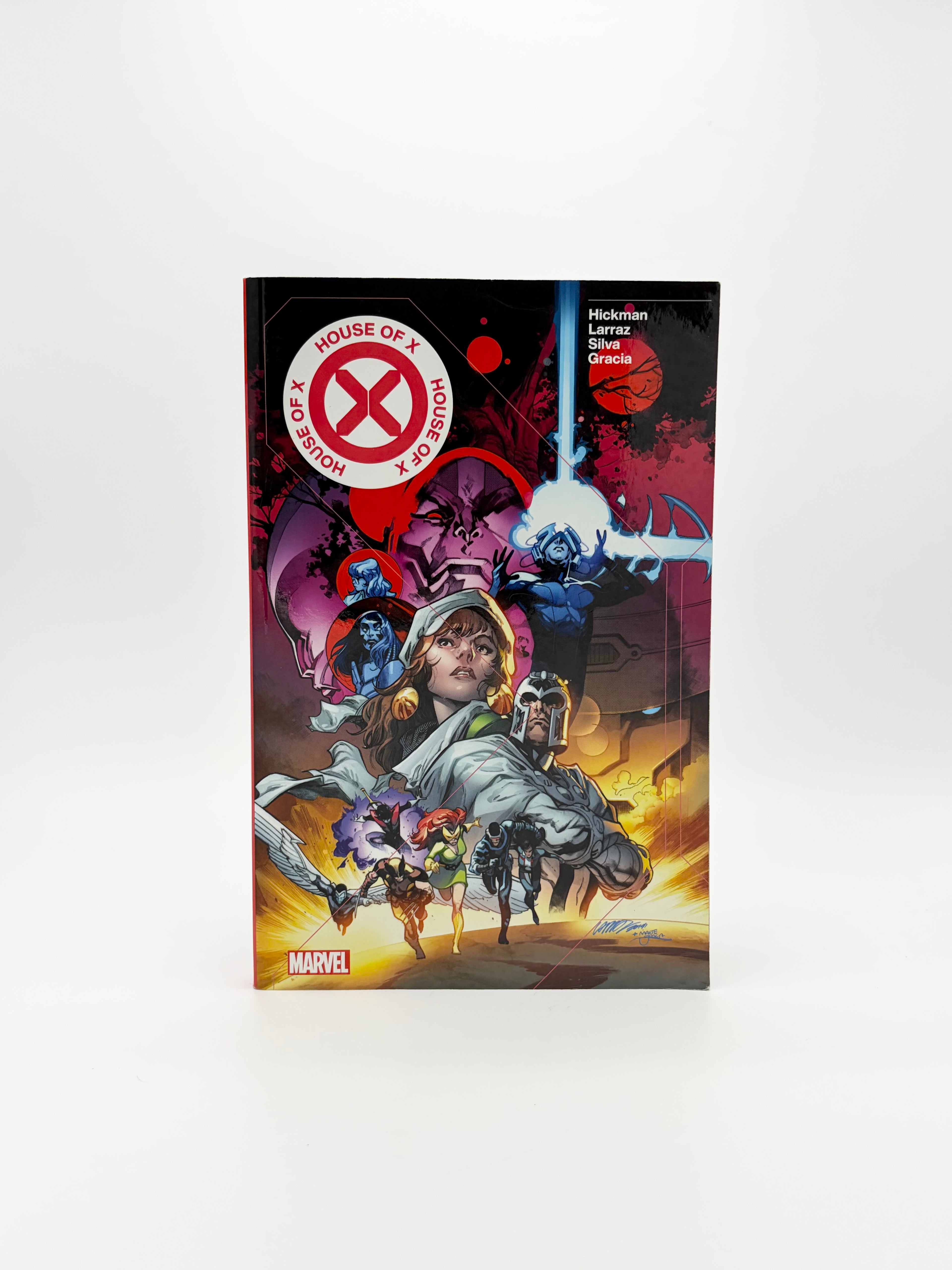 X-Men: House of X by Jonathan Hickman, Pepe Larraz, et Al.