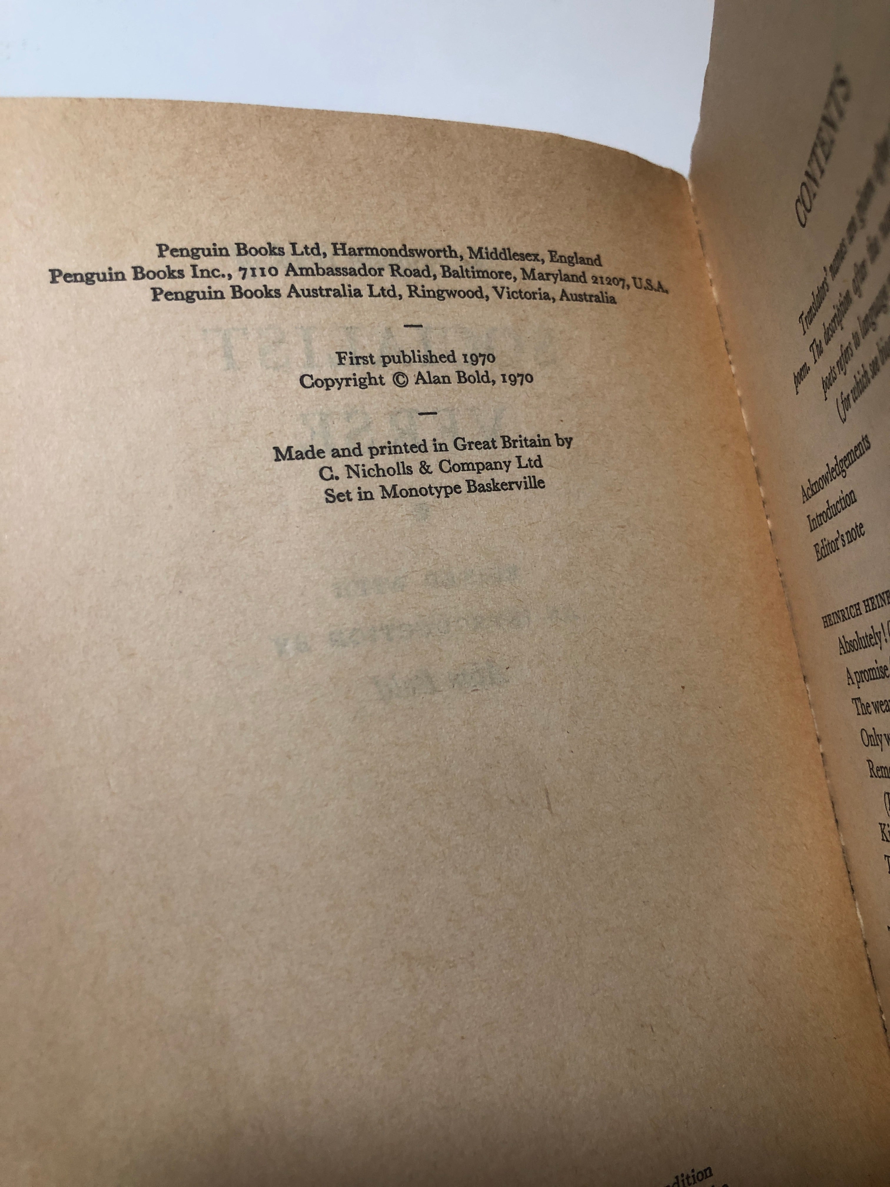 The Penguin Book of Socialist Verse edited with an introduction by Alan Bold