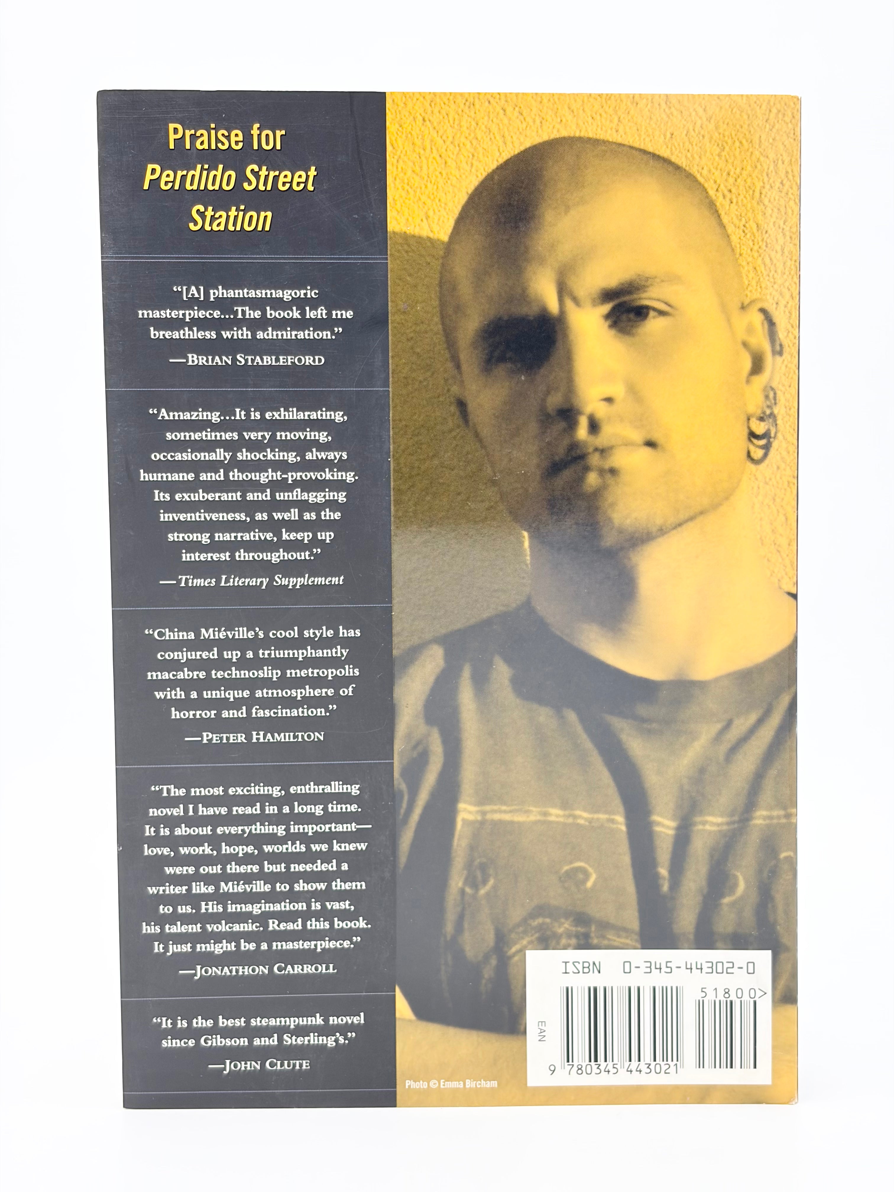 Perdido Street Station by China Miéville