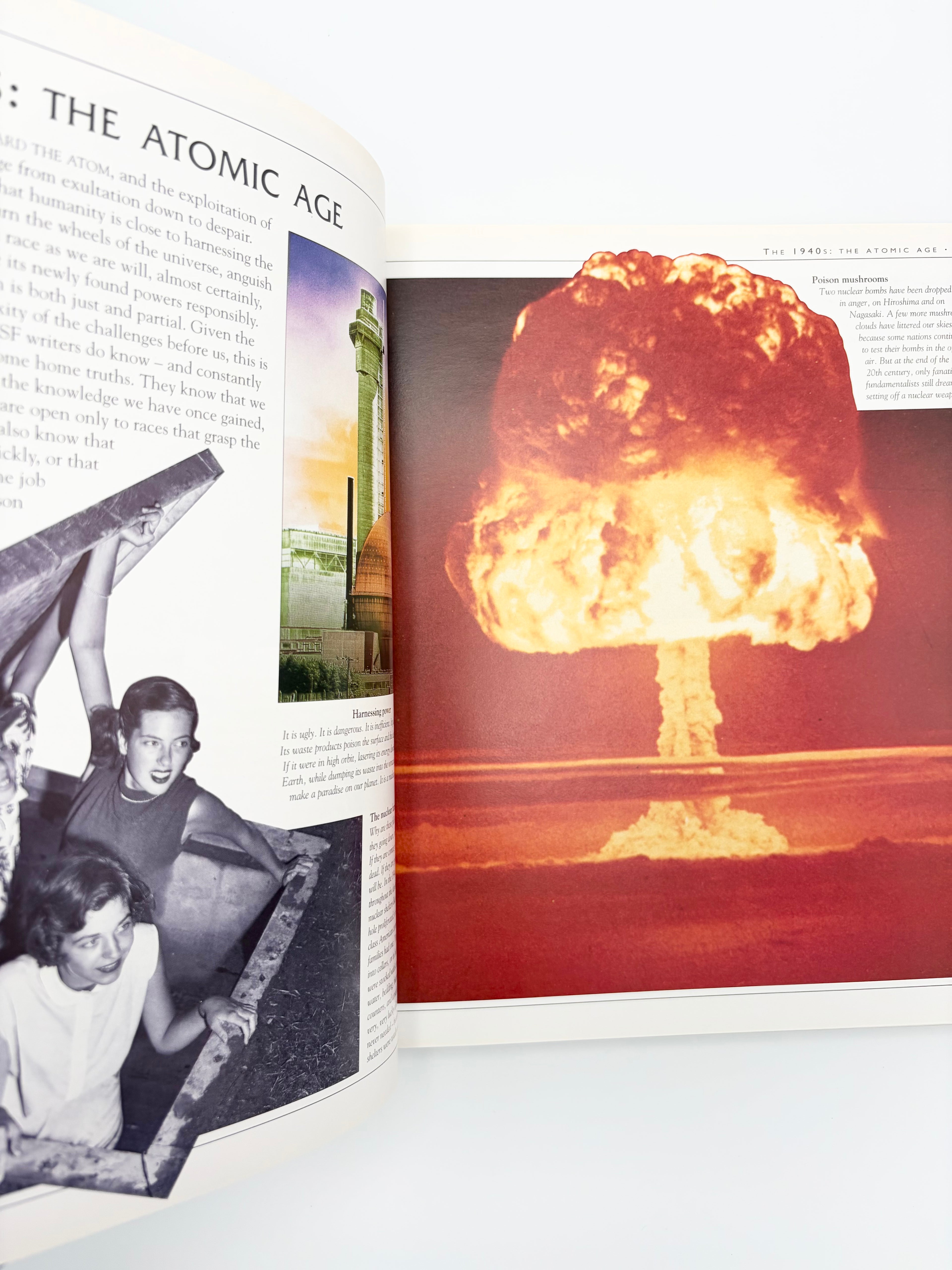 Science Fiction - The Illustrated Encyclopedia by John Clute