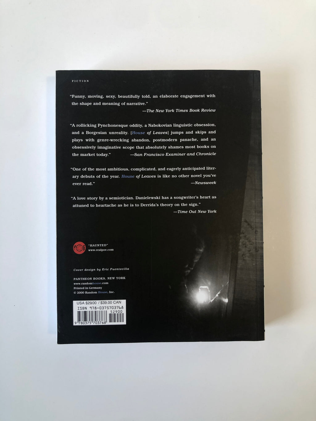 House of Leaves by Mark Z. Danielewski - Full Color Remastered Edition