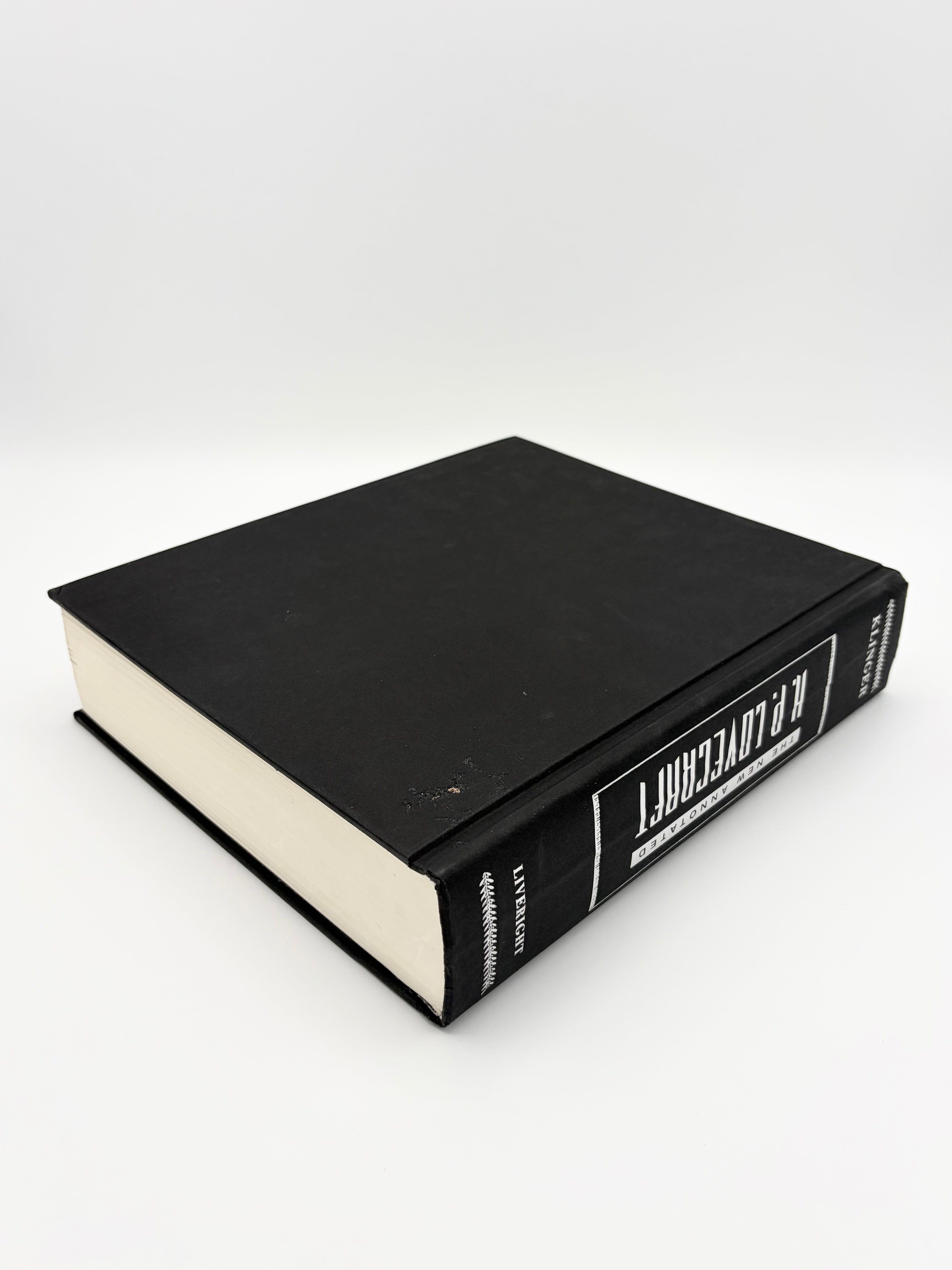 The New Annotated H.P. Lovecraft edited by Leslie S. Klinger with an introduction by Alan Moore