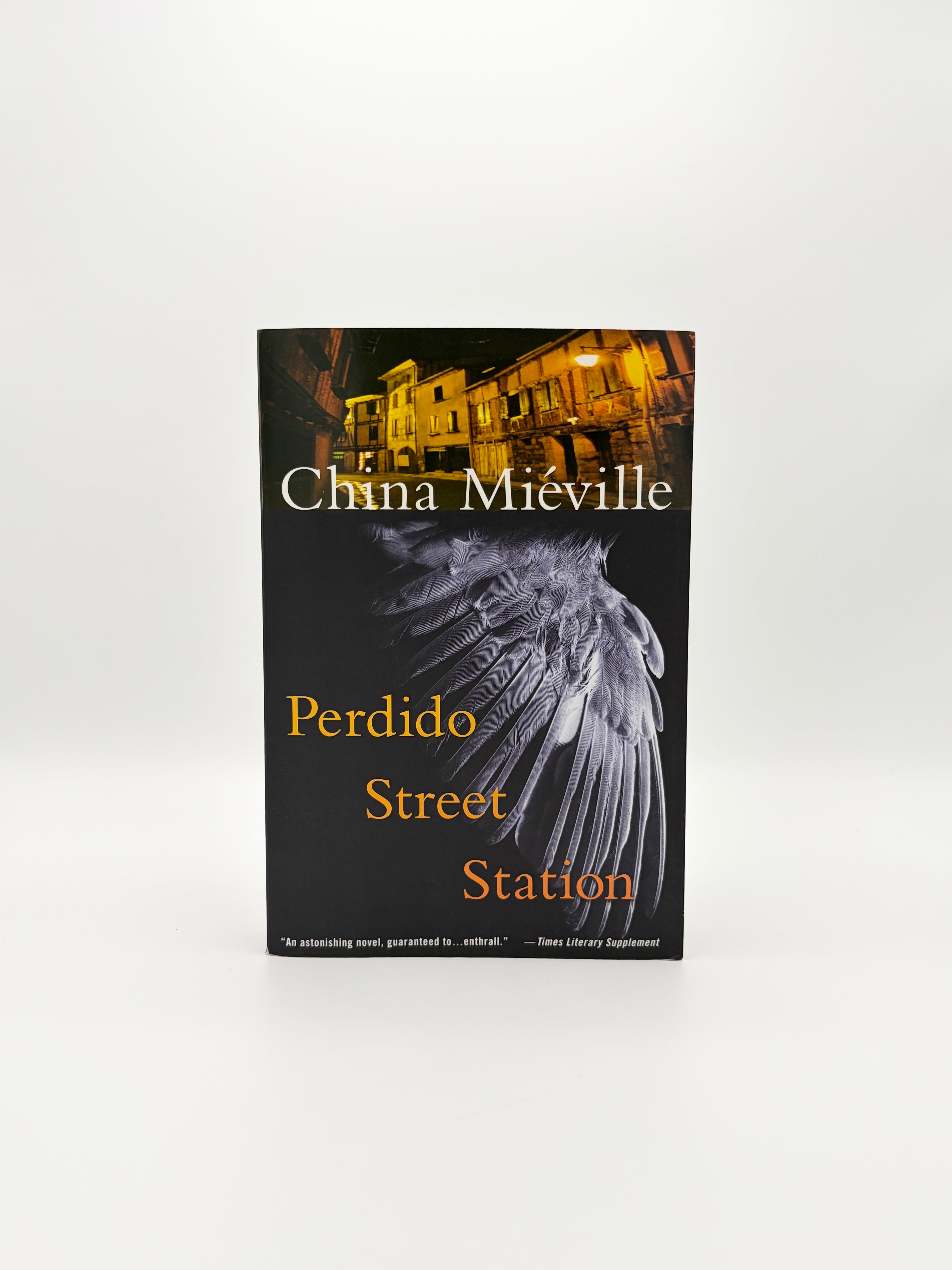 Perdido Street Station by China Miéville