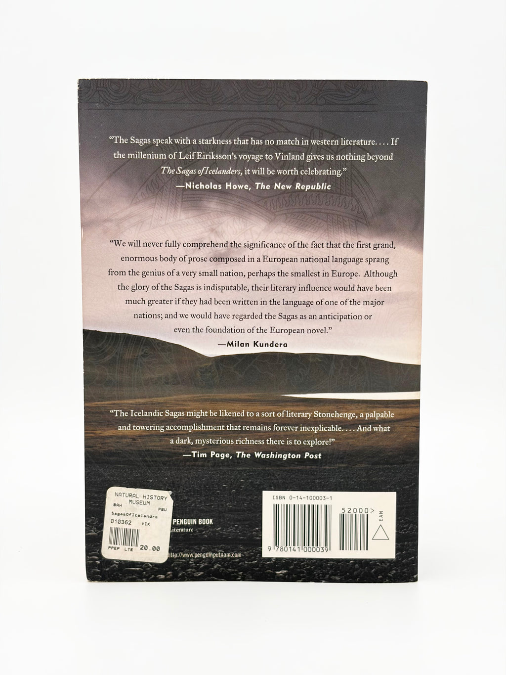 The Sagas of Icelanders with a preface by Jane Smiley