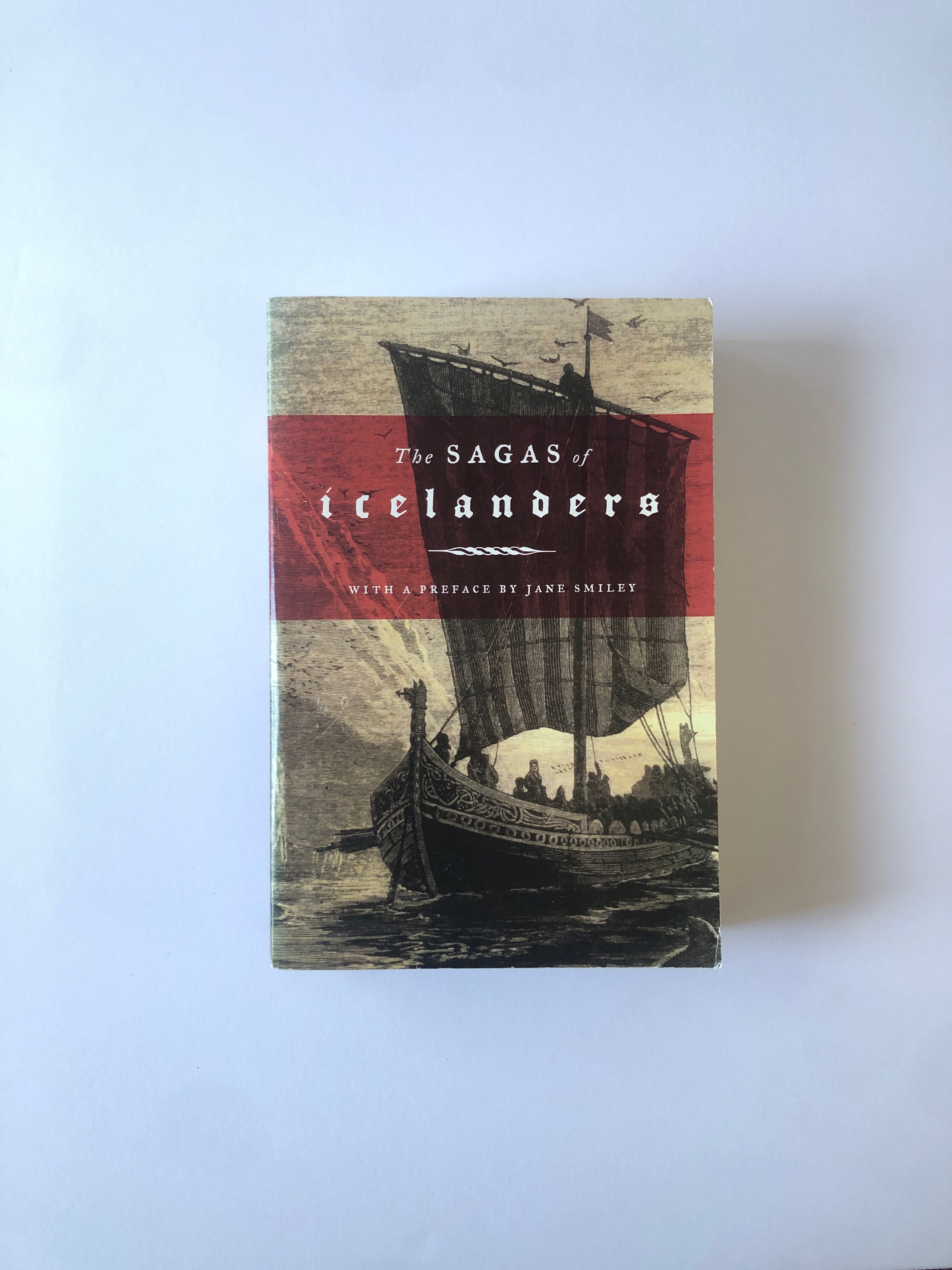 The Sagas of Icelanders with an Introduction by Jane Smiley
